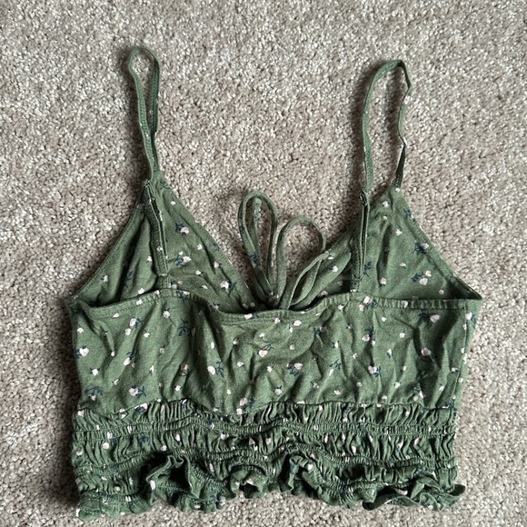 Aéropostale Green Floral Crop Top - Picture 2 of 3
